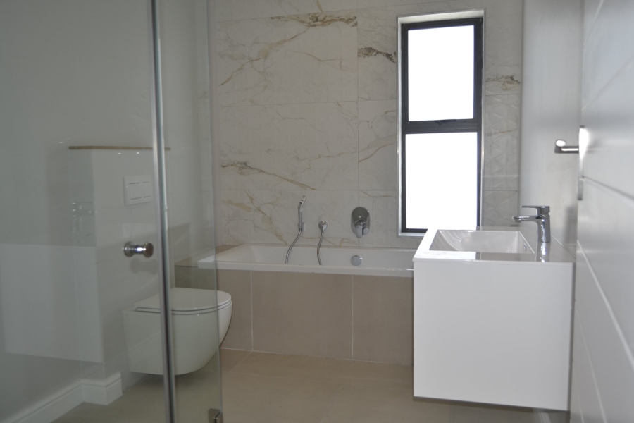 3 Bedroom Property for Sale in Croydon Gardens Estate Western Cape